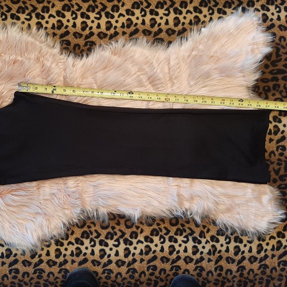 2 pairs of athletic pants - Bundle 3 listings for $15 - Picture 4 of 5